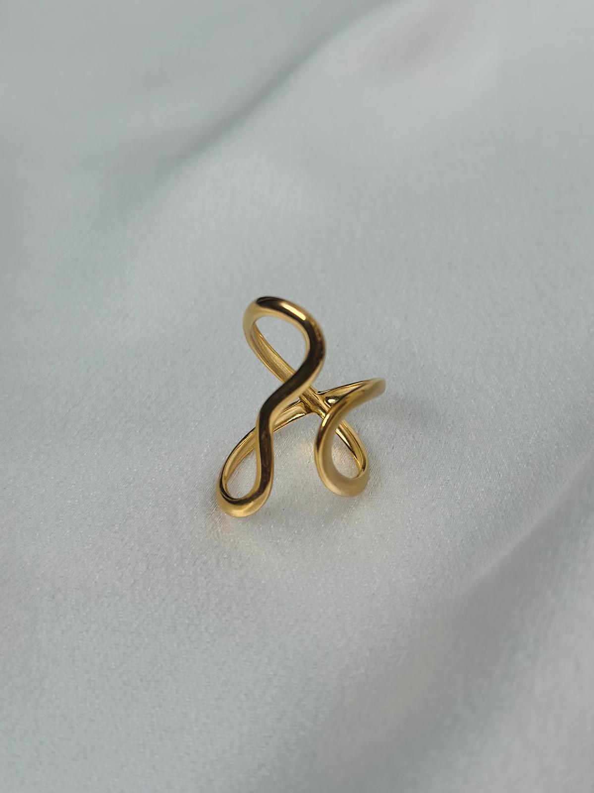 Asymmetrical Statement Ring