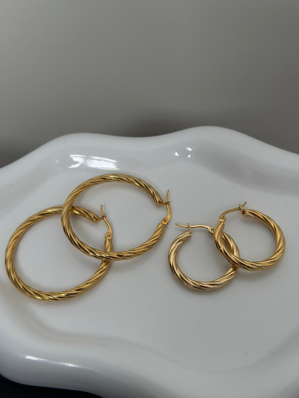 Hoop Twirl Earrings