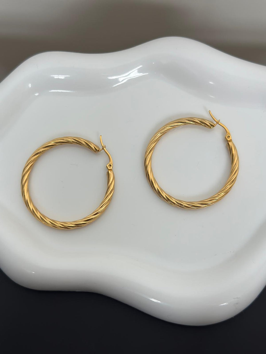 Hoop Twirl Earrings