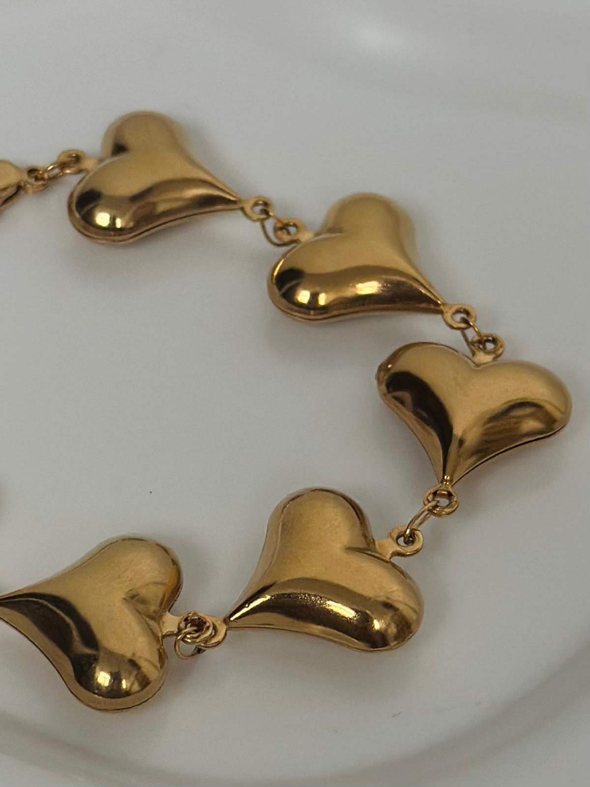 Heart Bracelet Gold