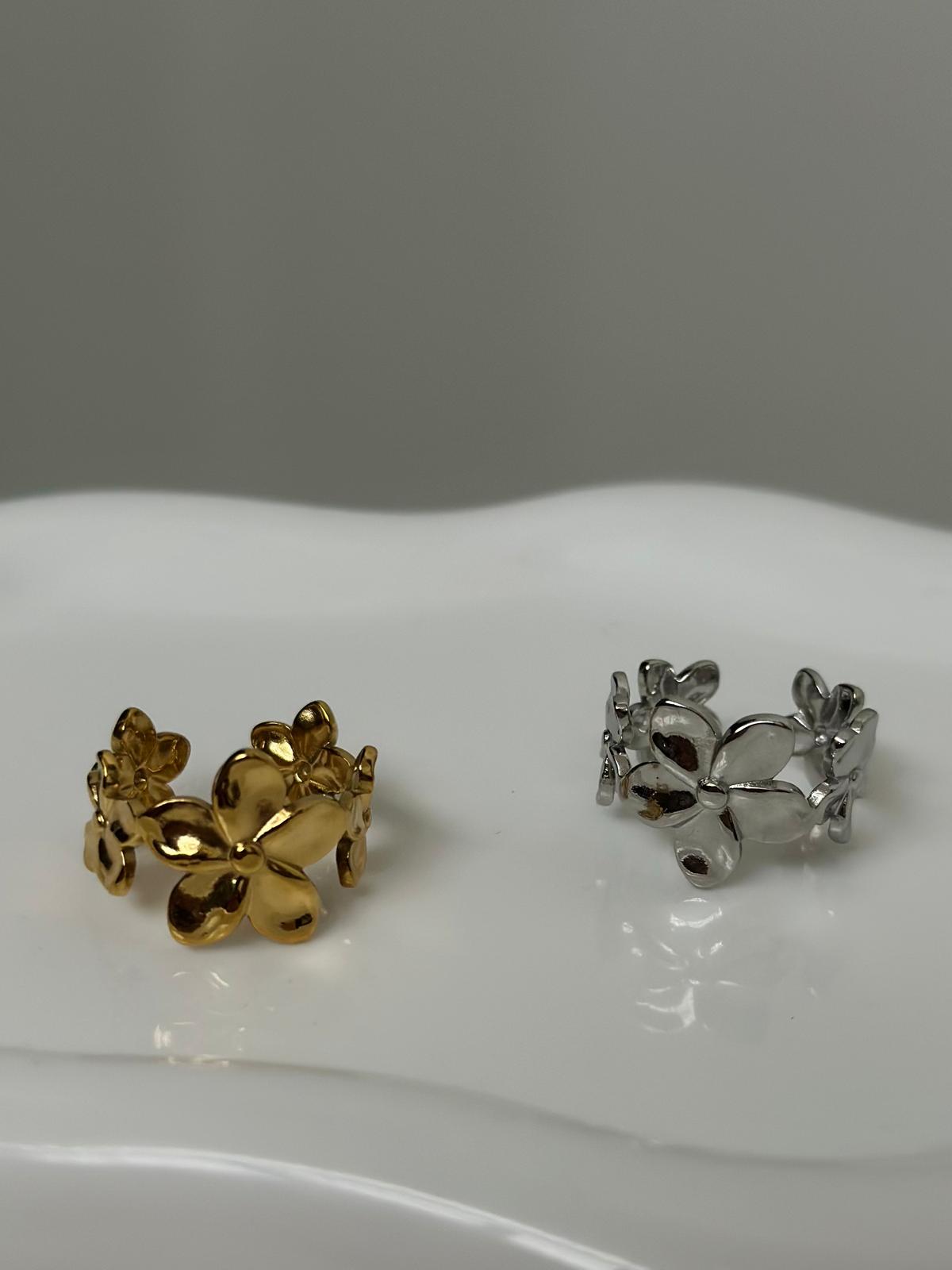 Simple Flower Ring