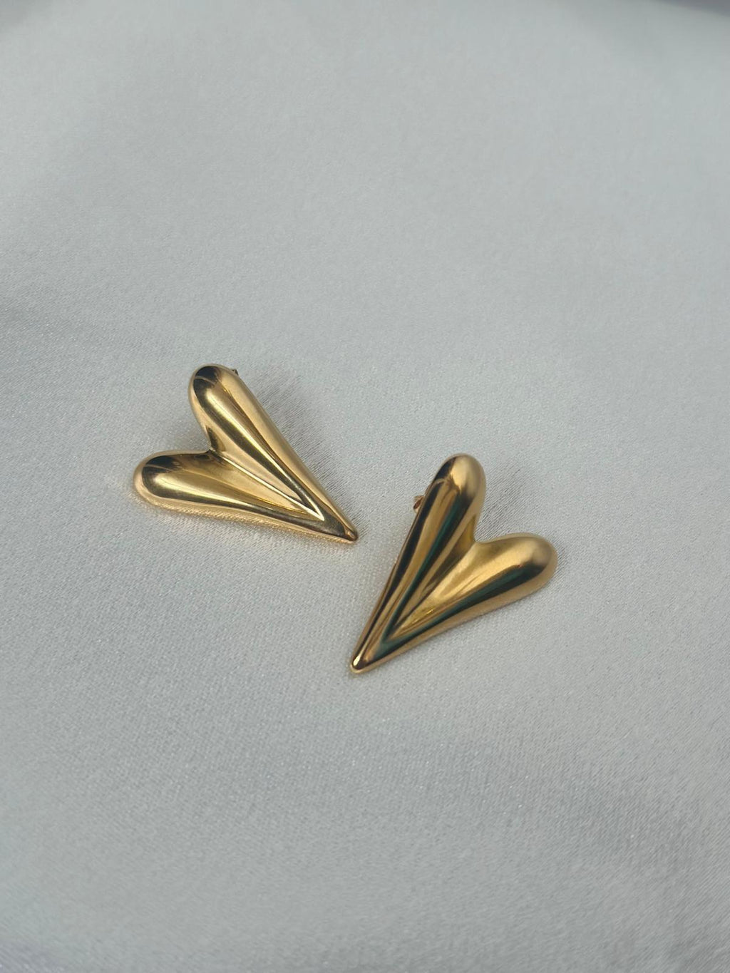 Simple Heart Earrings