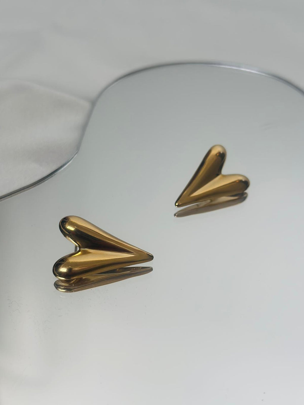 Simple Heart Earrings